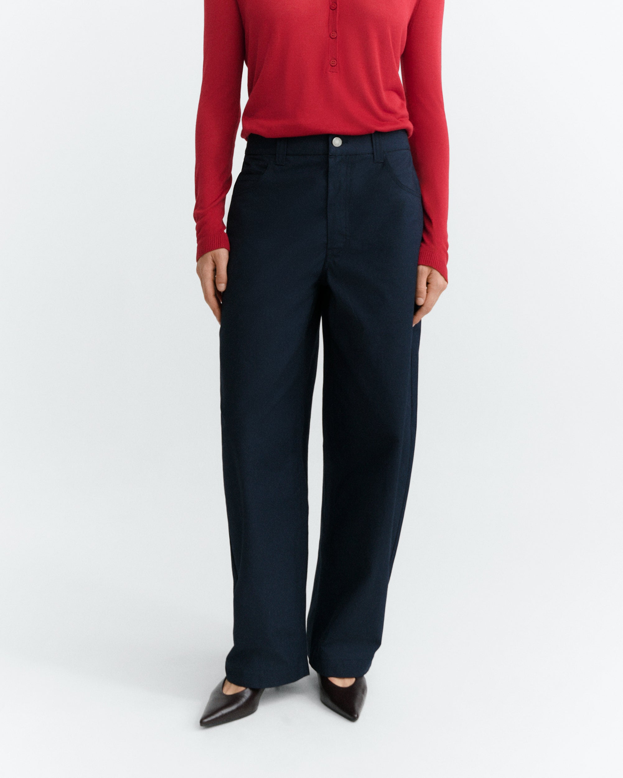 pantalon ballon en coton bio marissa  bleu marine thinking mu femme pantalon ballon marissa coton bio bleu marine l armoire poethique 1