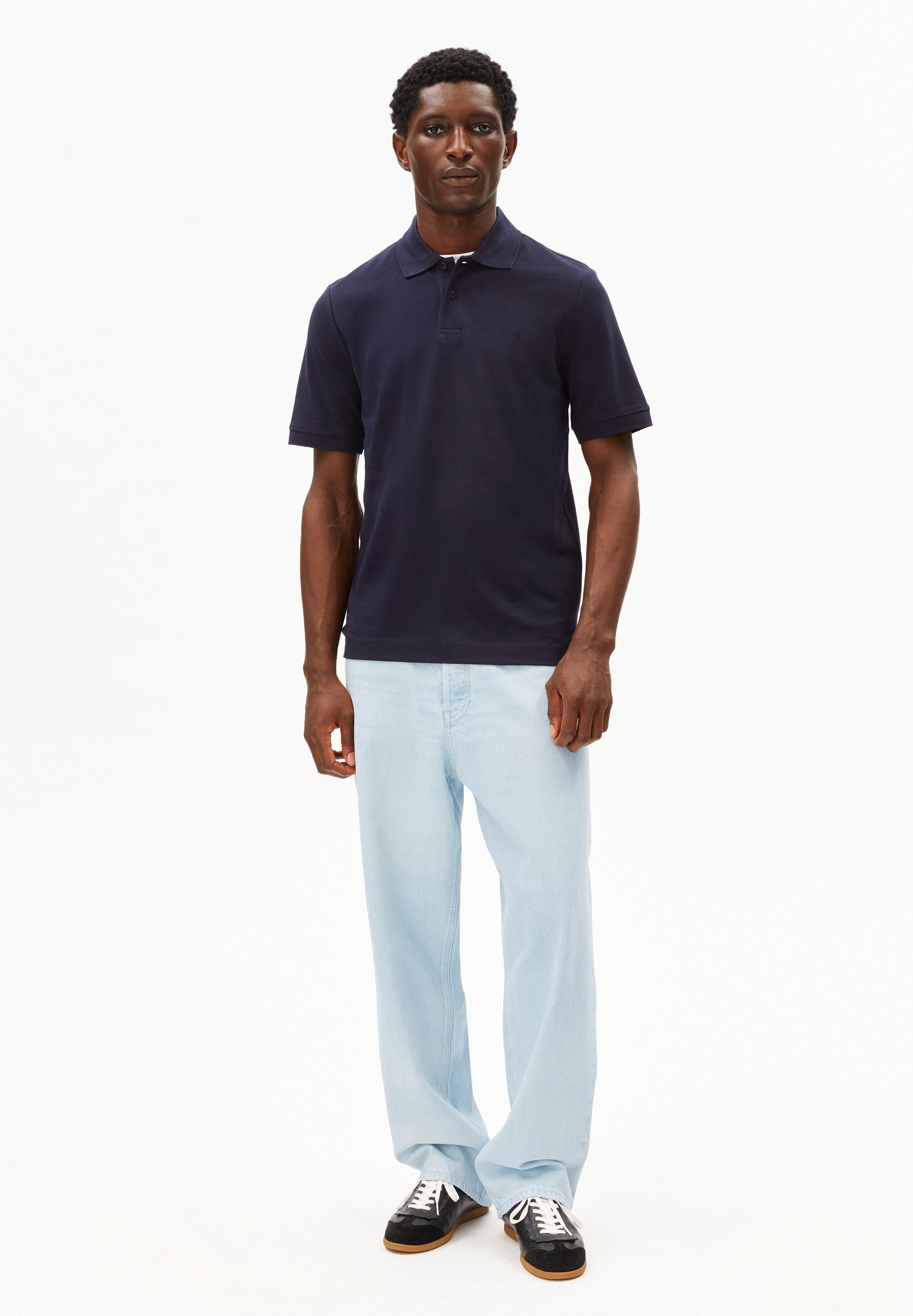 polo en coton bio maario  bleu marine armedangels homme polo maario coton bio marine l armoire poethique 5