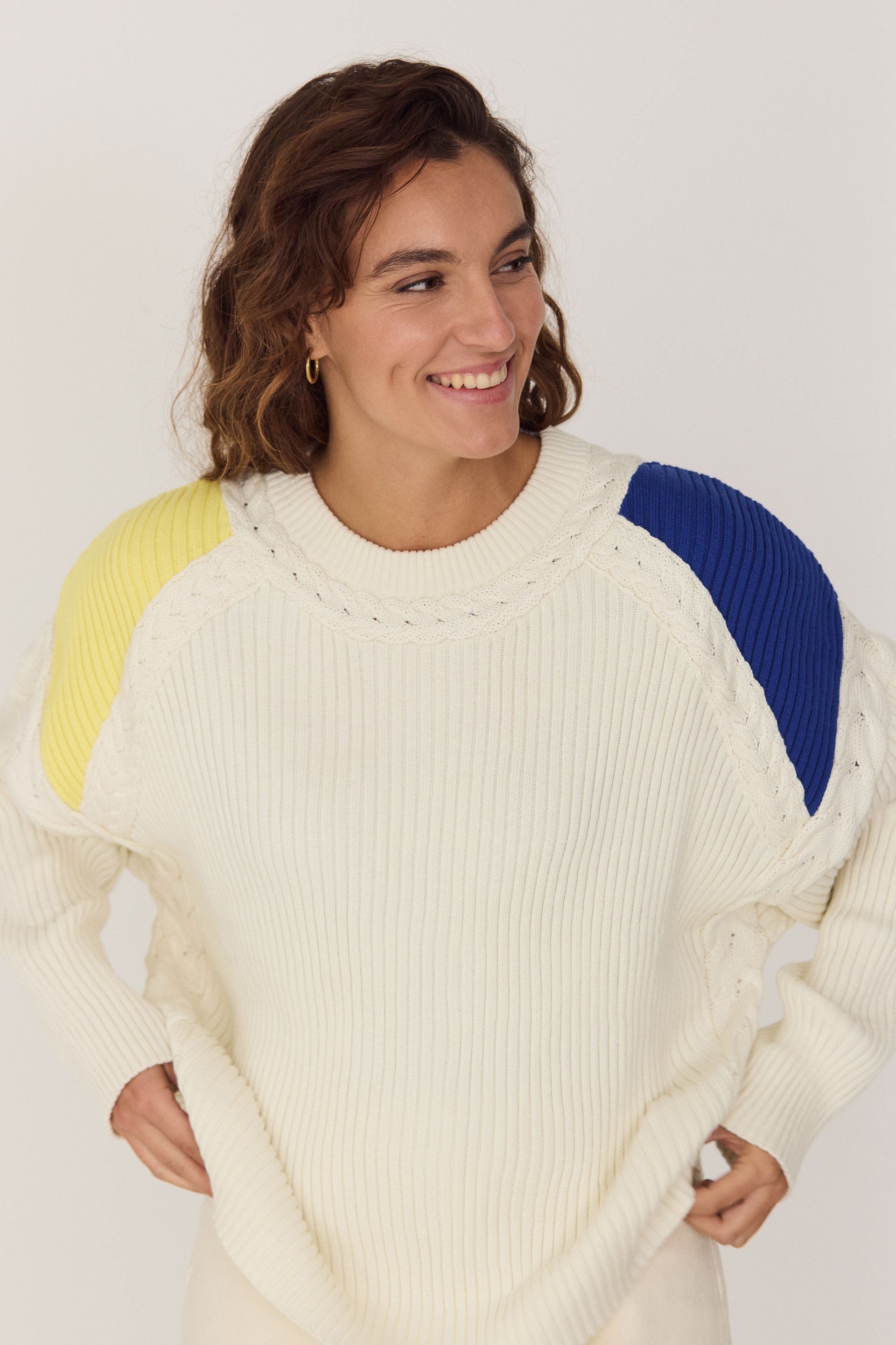 pull en coton bio ihure  crme bleu et jaune skfk femme pull ihure coton bio crme bleu jaune l armoire poethique 1