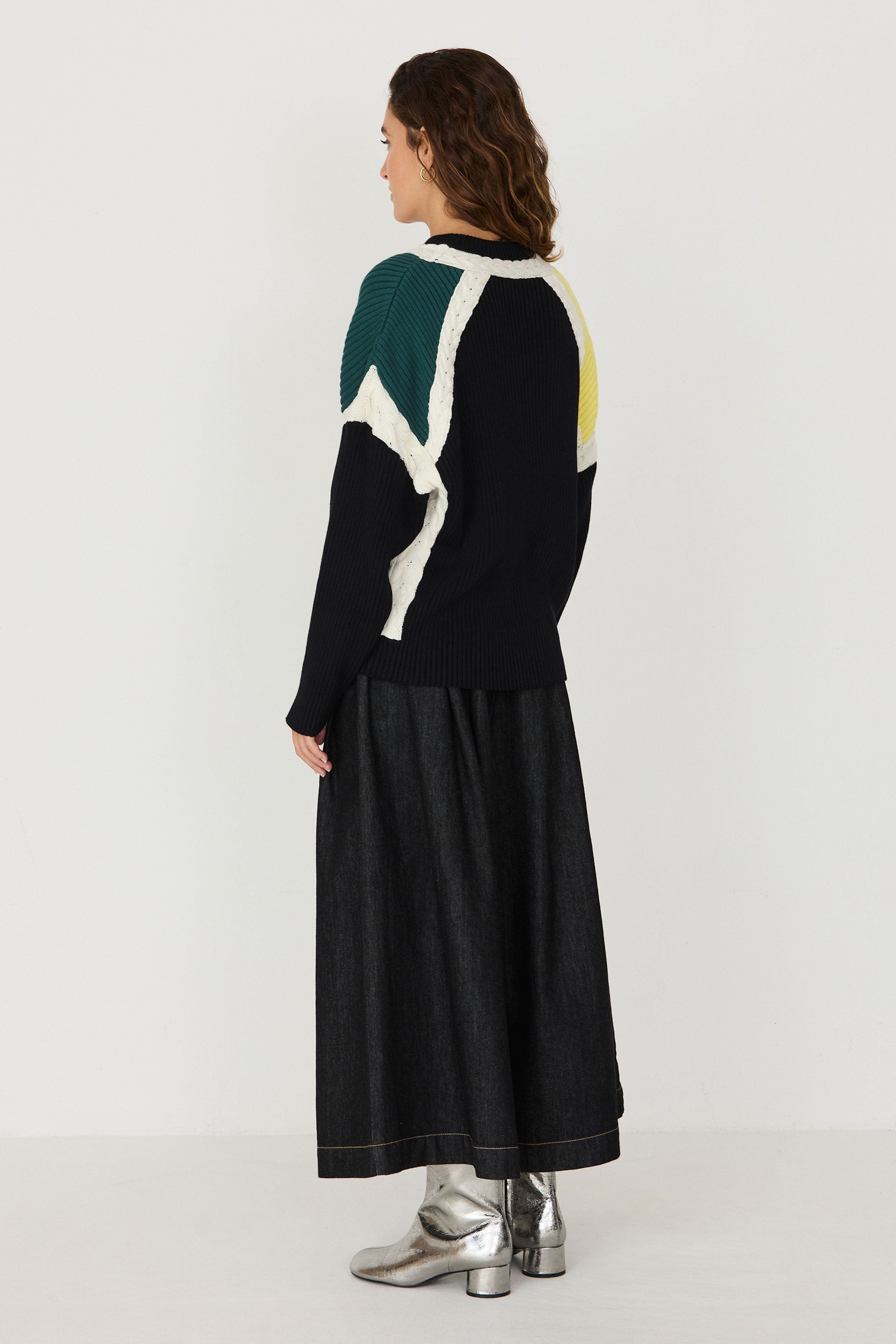 pull en coton bio ihure  noir vert et jaune skfk femme pull ihure coton bio noir vert jaune l armoire poethique 4