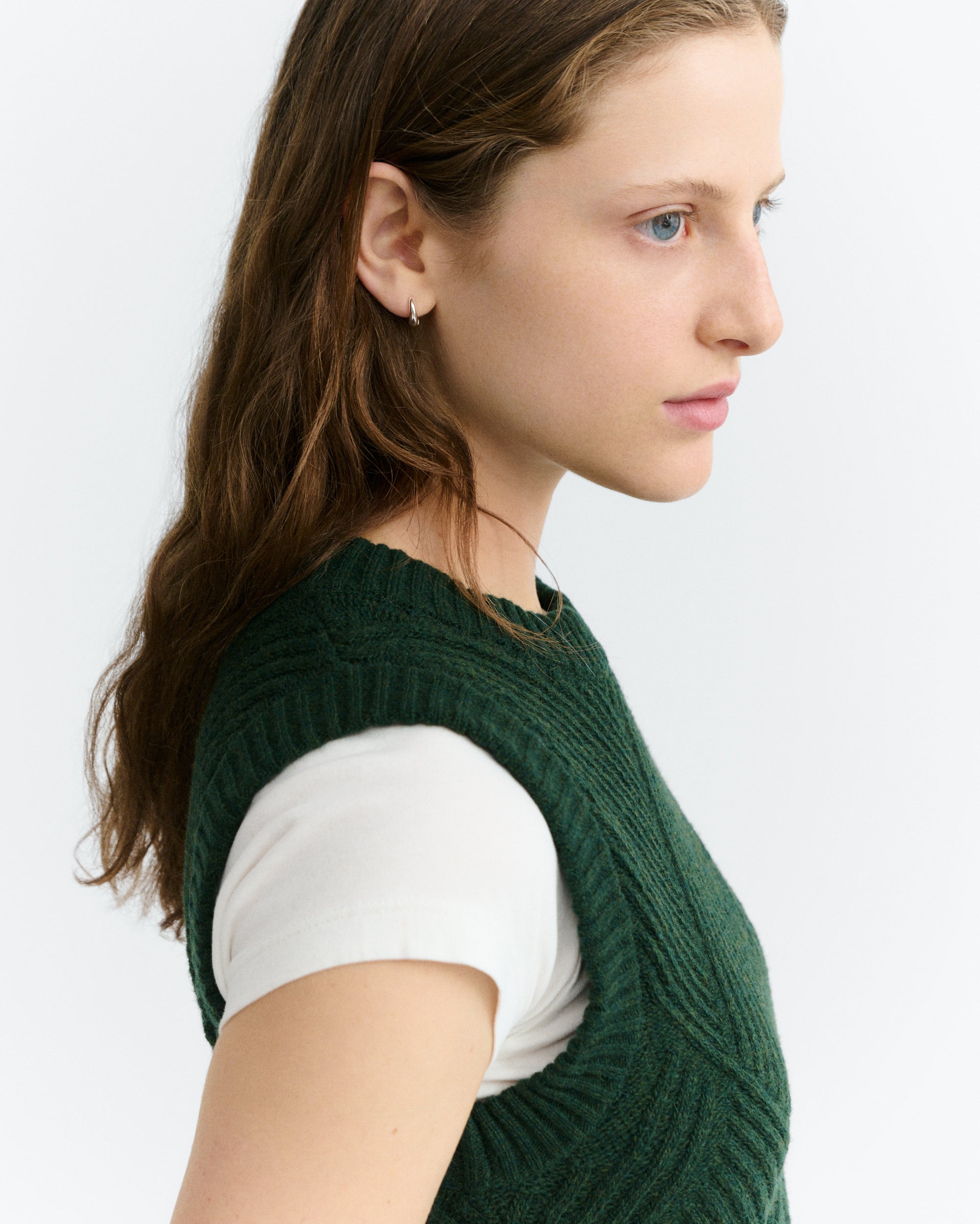 pull sans manches en laine kaia  vert fonc thinking mu femme pull sans manches kaia laine vert fonc l armoire poethique 3