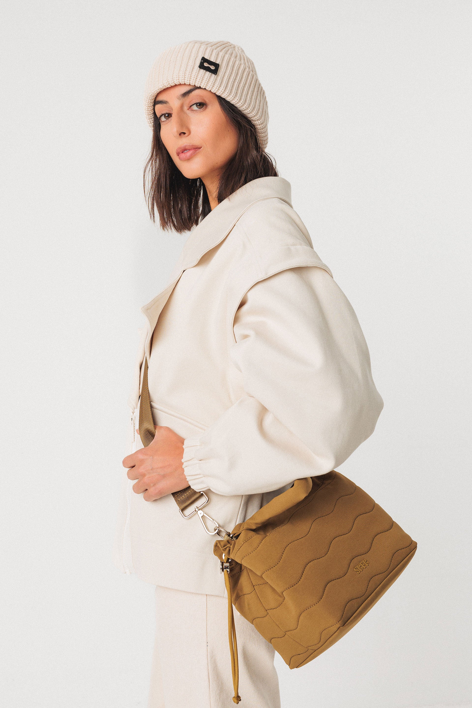 skfk femme bonnet zala coton bio creme l armoire poethique  2 