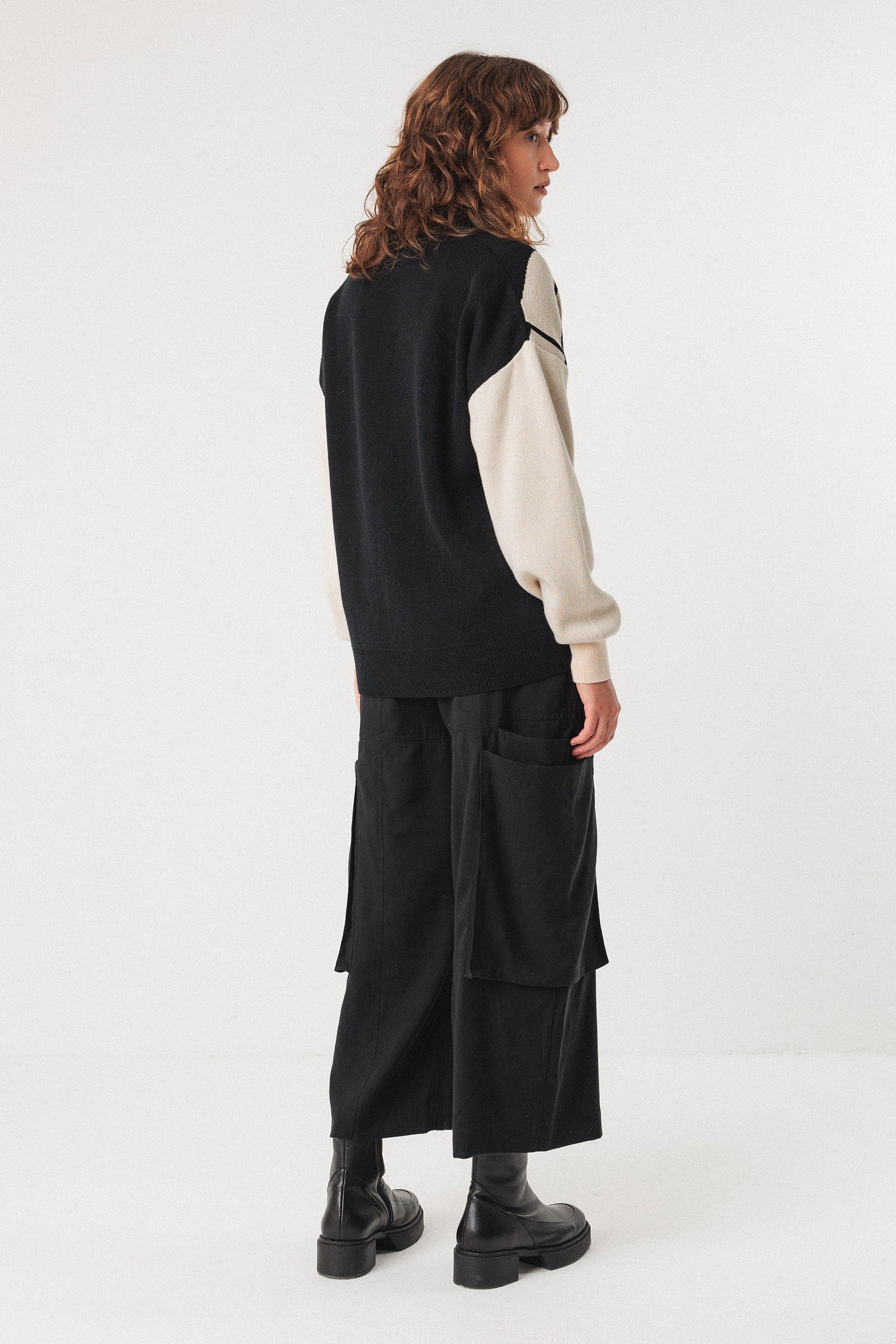 skfk femme cardigan batirtze coton bio noir blanc l armoire poethique  3 