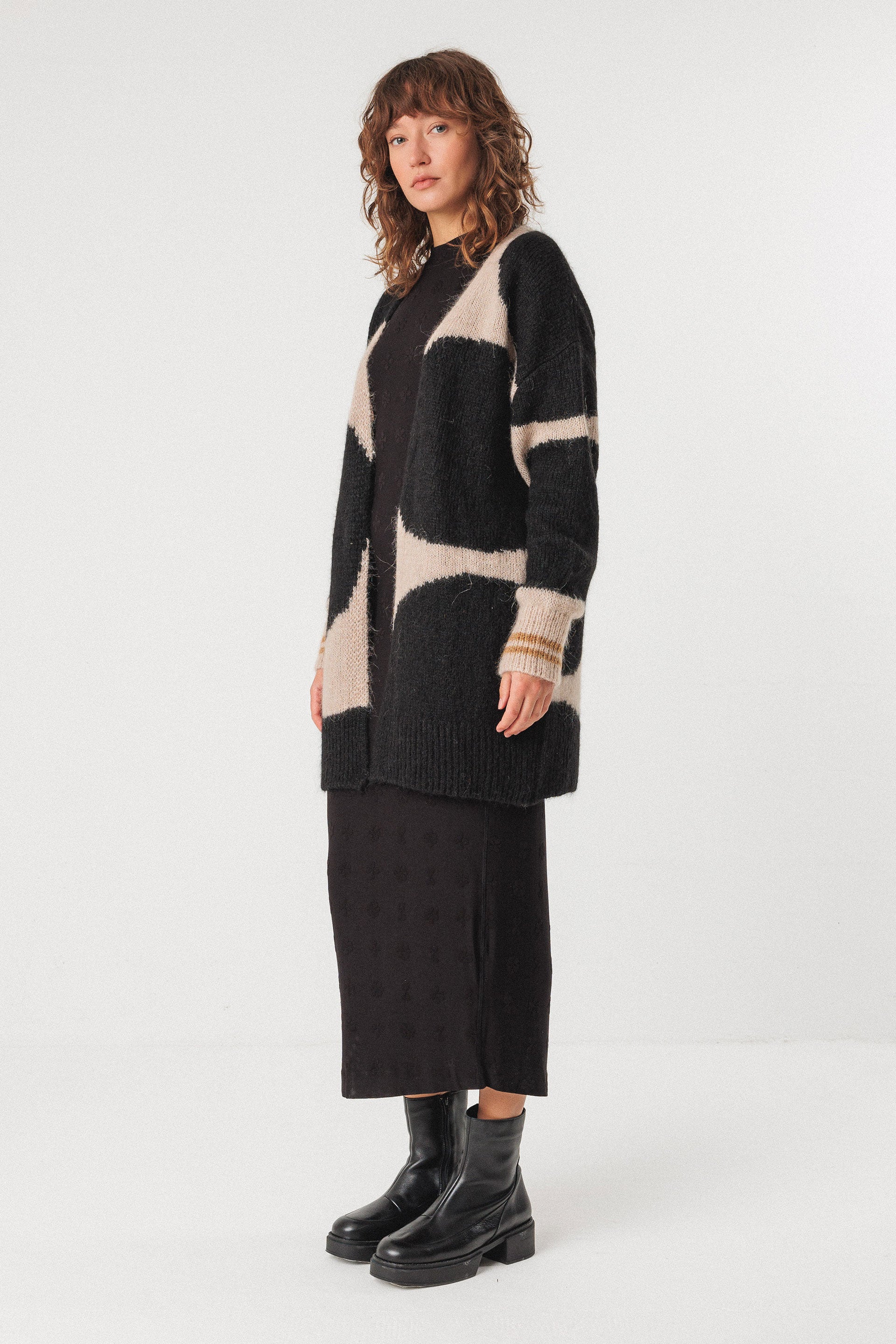 skfk femme cardigan long sua dots laine marron beige l armoire poethique  3 