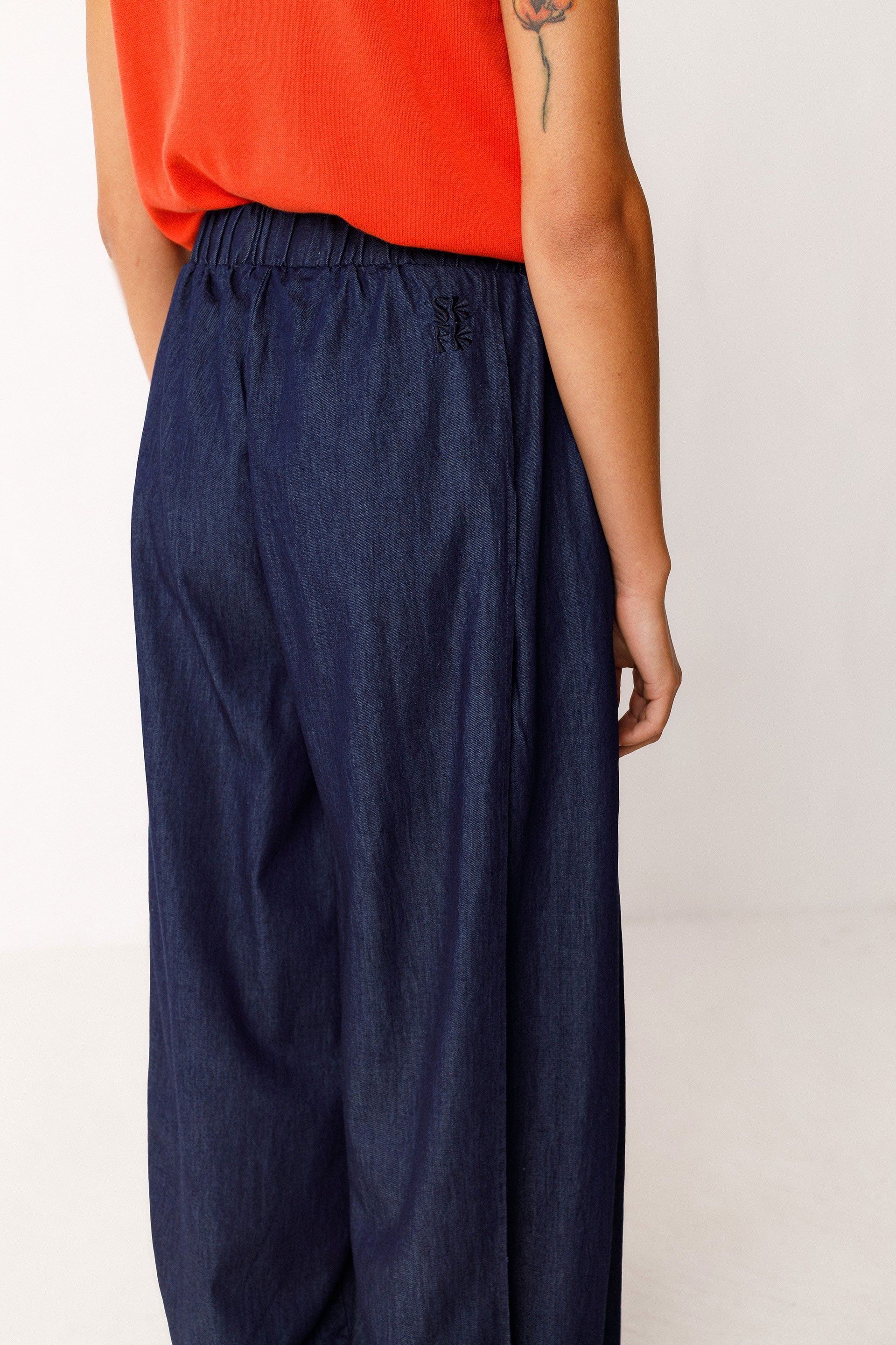 skfk femme pantalon aine bleu coton bio l armoire poethique  1 