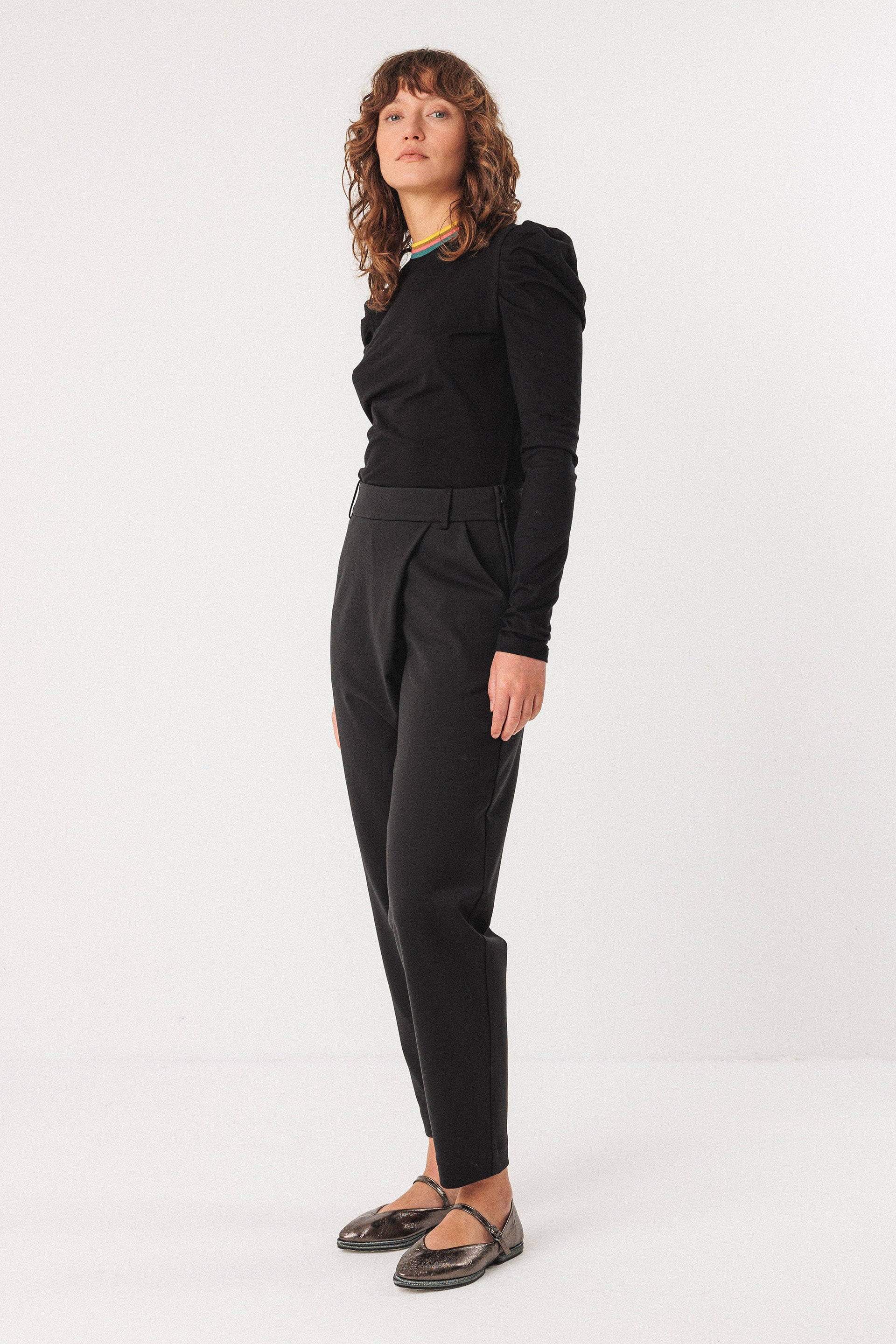 skfk femme pantalon ezama tencel modal noir l armoire poethique  2 