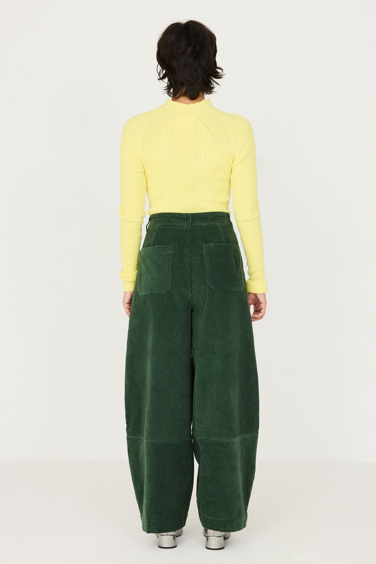 skfk femme pantalon large kenare coton bio vert armoire poethique  1 