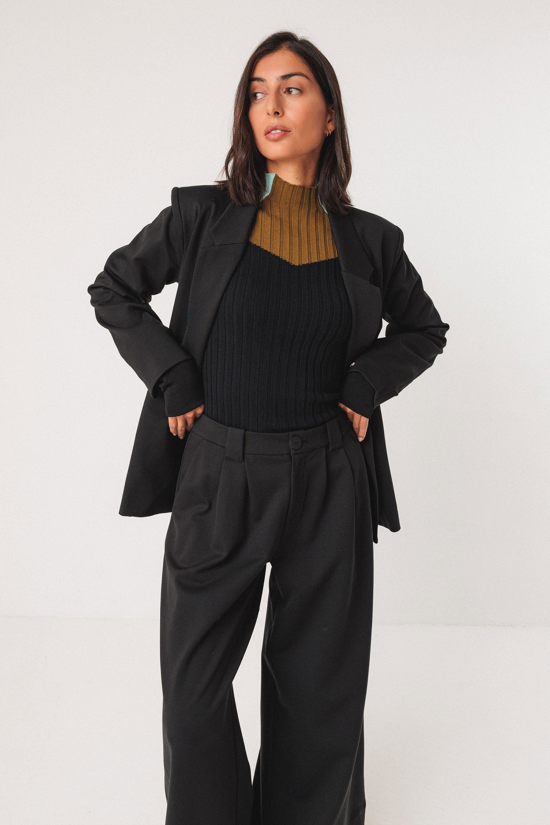 skfk femme pantalon nia tencel modal noir l armoire poethique  2 