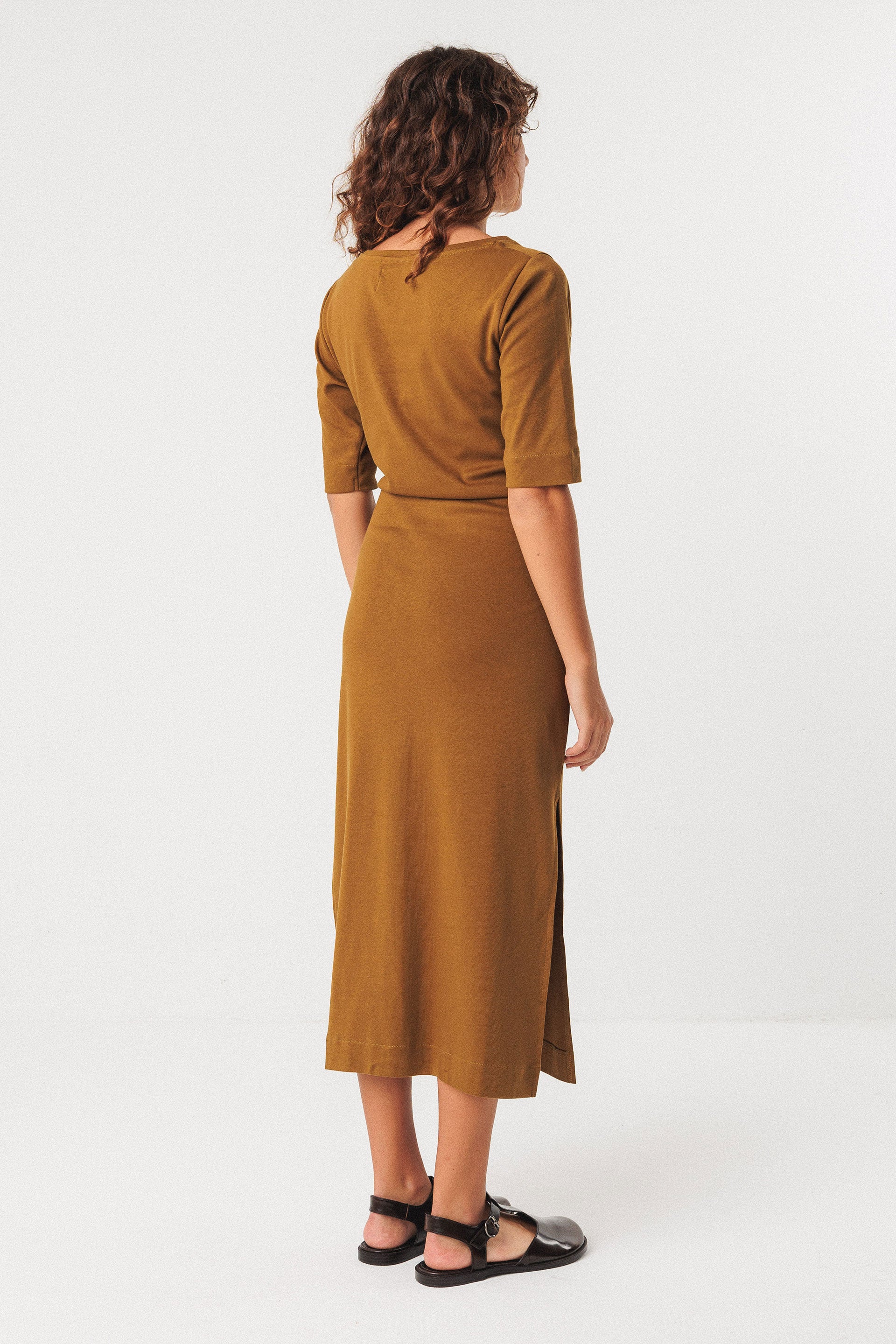 skfk femme robe ani coton bio vert olive l armoire poethique  4 