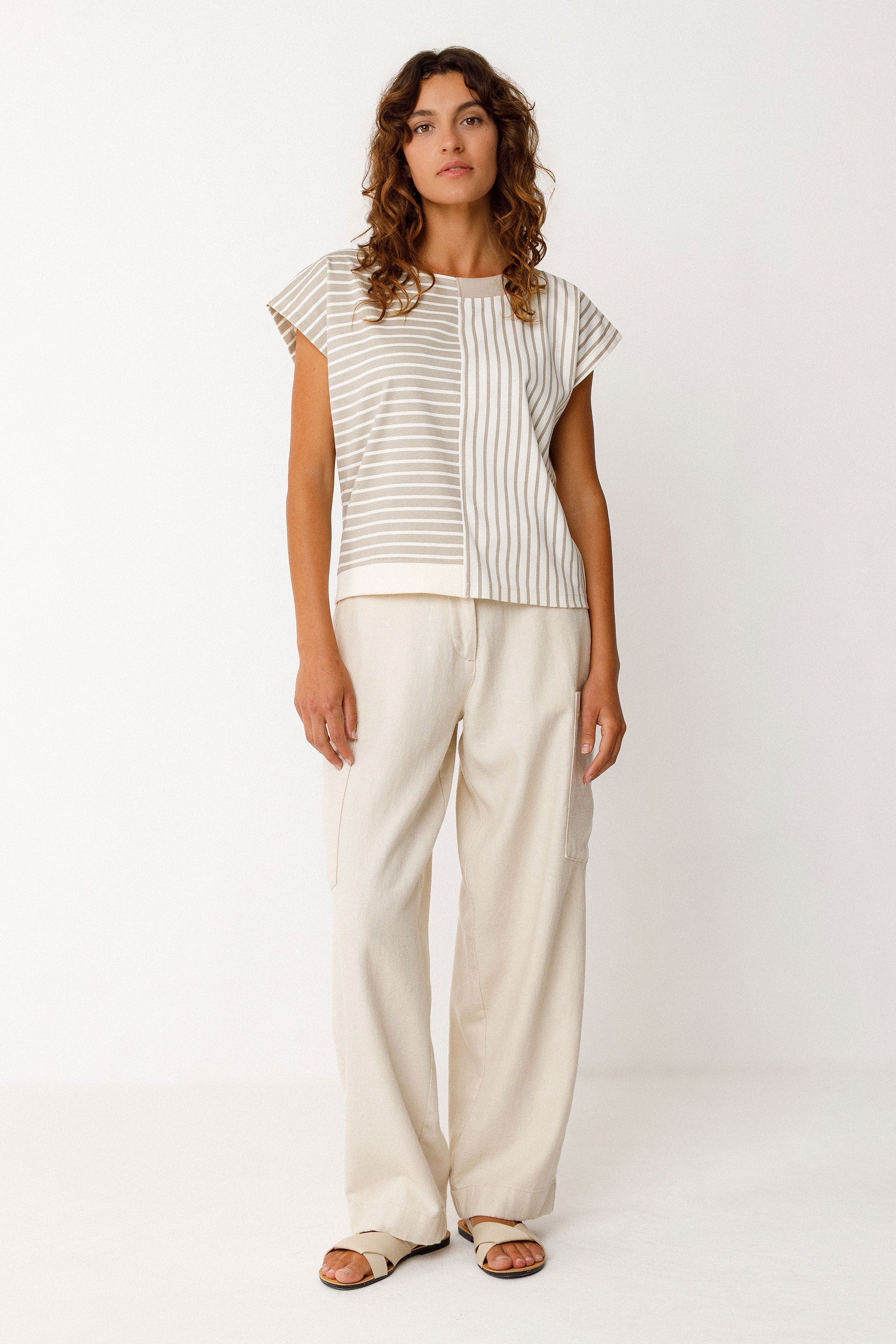 skfk femme t shirt ekai beige creme coton bio l armoire poethique  2 