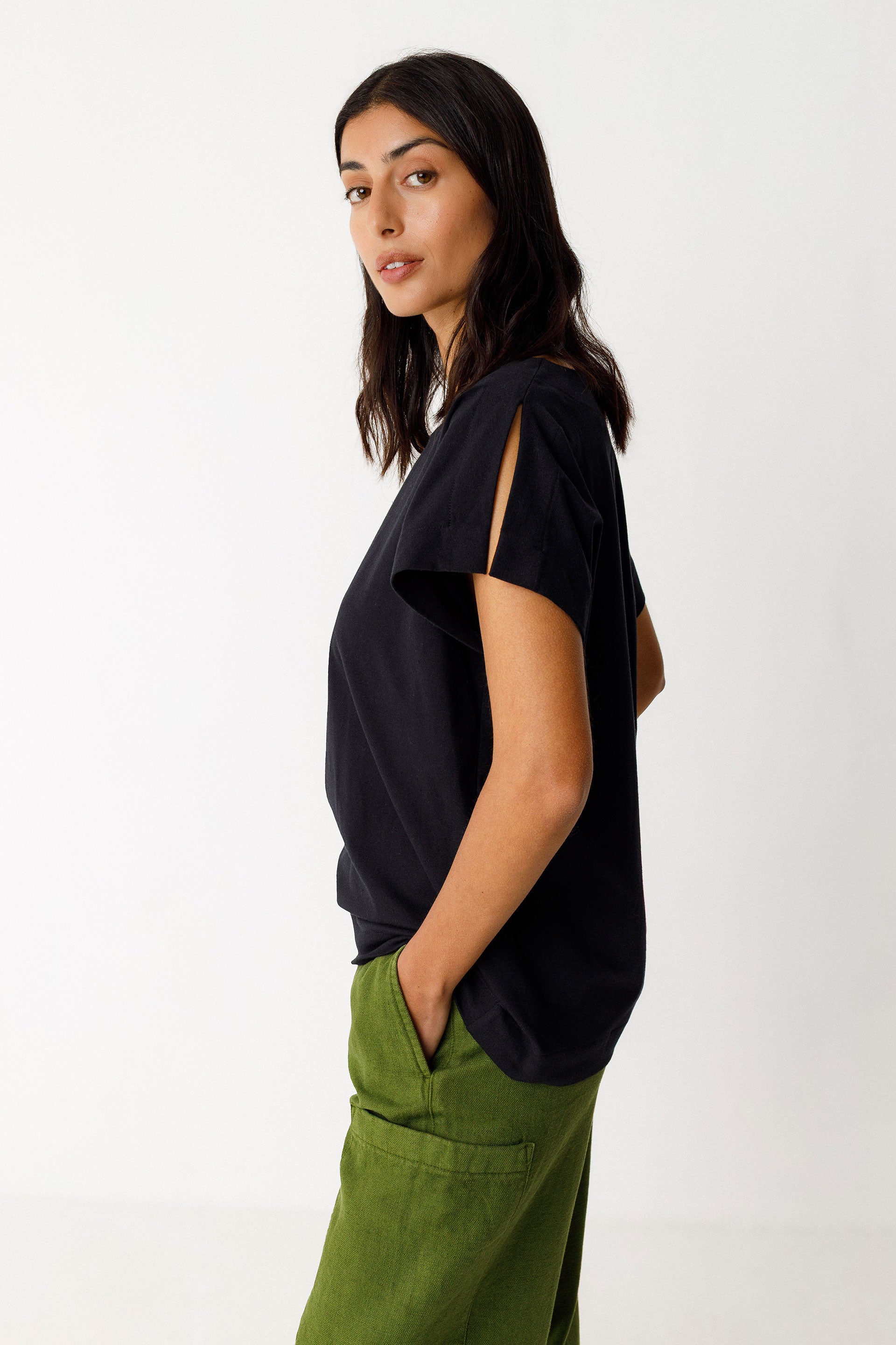 skfk femme t shirt iride noir coton bio l armoire poethique  3 