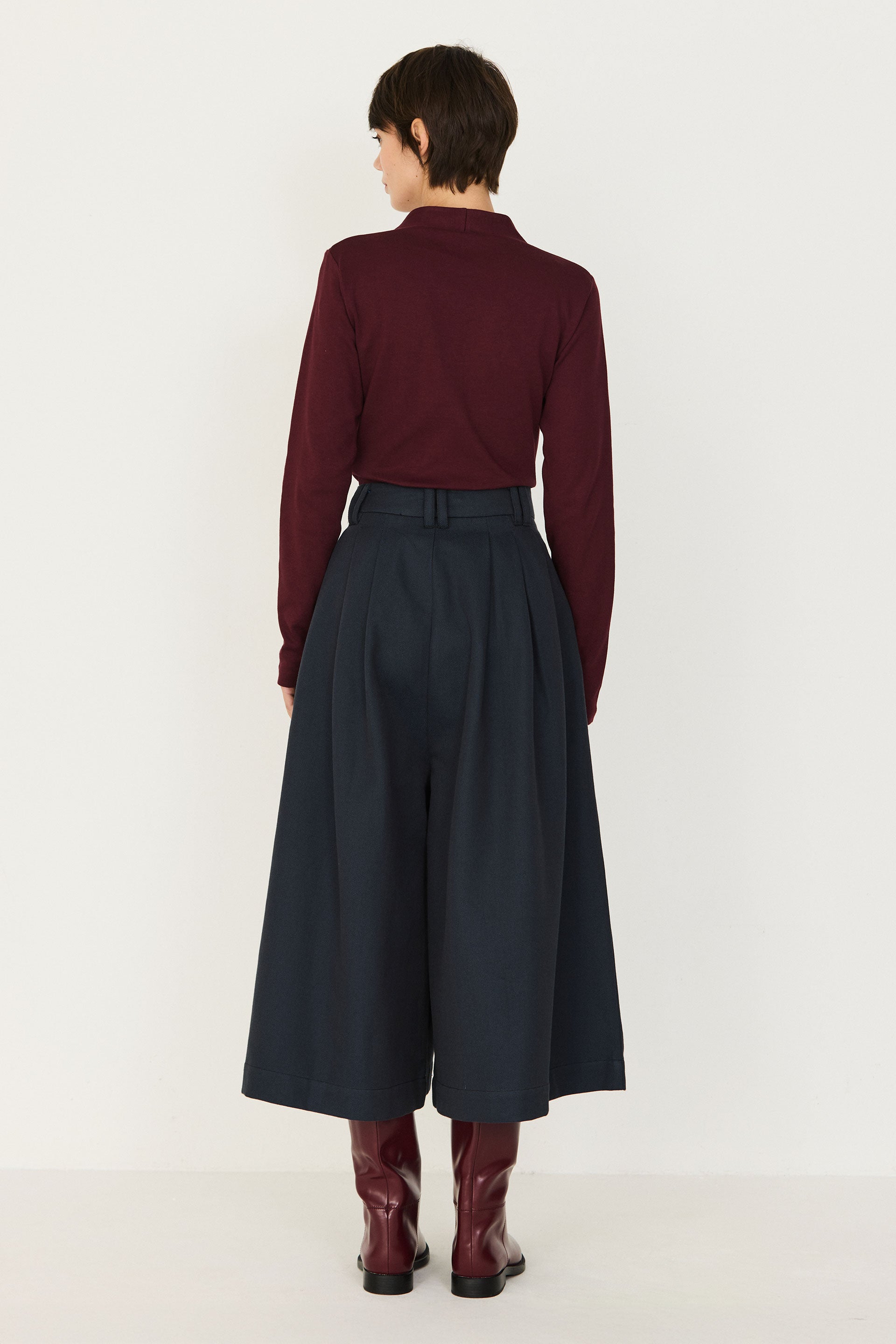 skfk femme tee shirt col v manches longues inge coton bio bordeaux l armoire poethique  4 