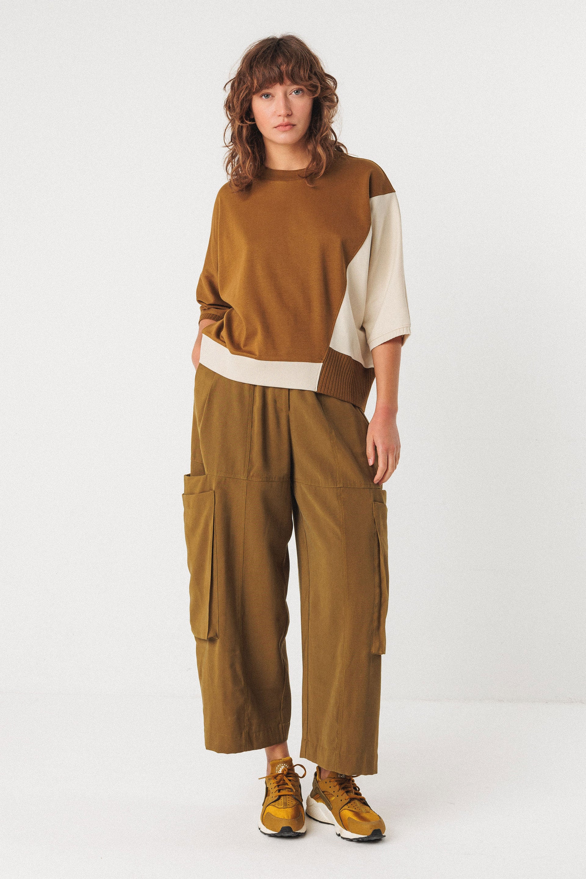 skfk femme top aloria coton bio vert olive creme l armoire poethique  2 