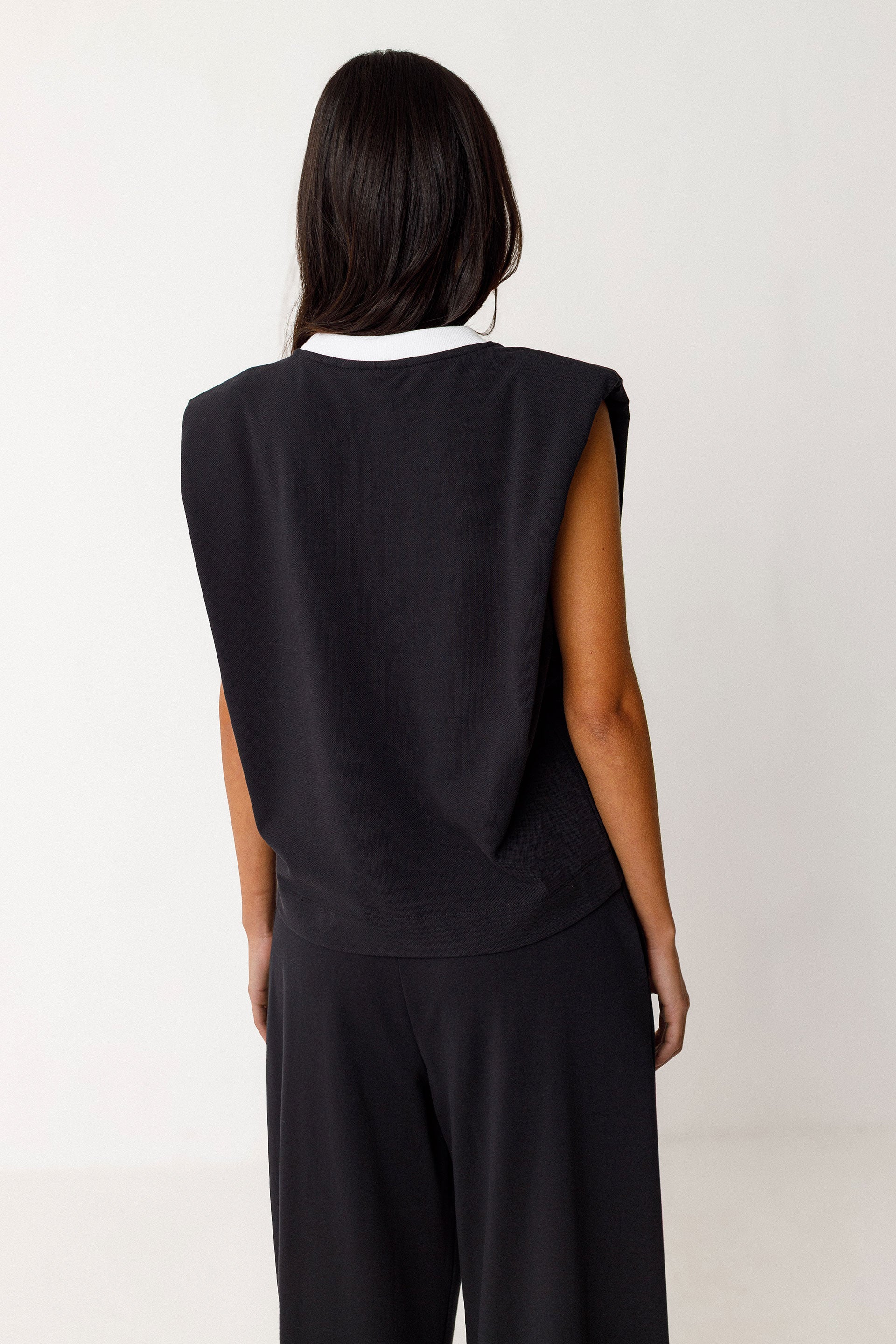 skfk femme top kasia noir coton bio l armoire poethique  1 