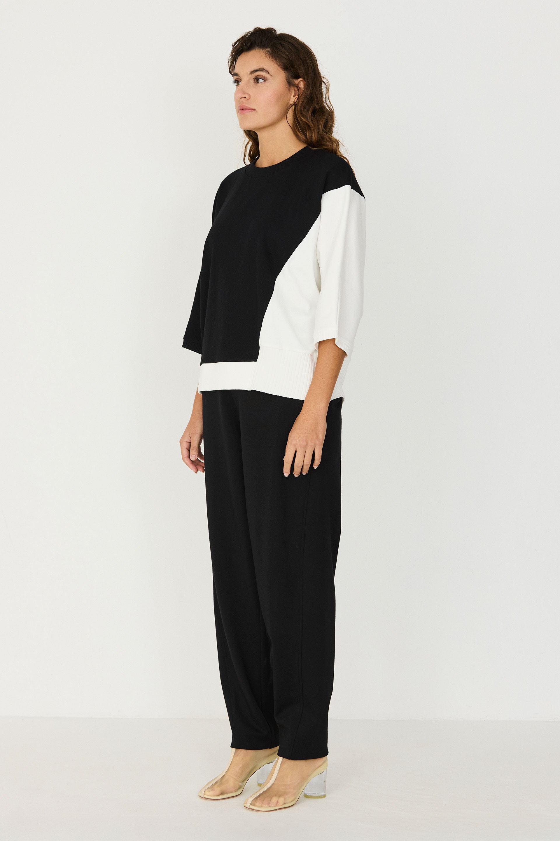 skfk femme top manches 3 4 aloria noir cr  me coton bio l armoire poethique  2 
