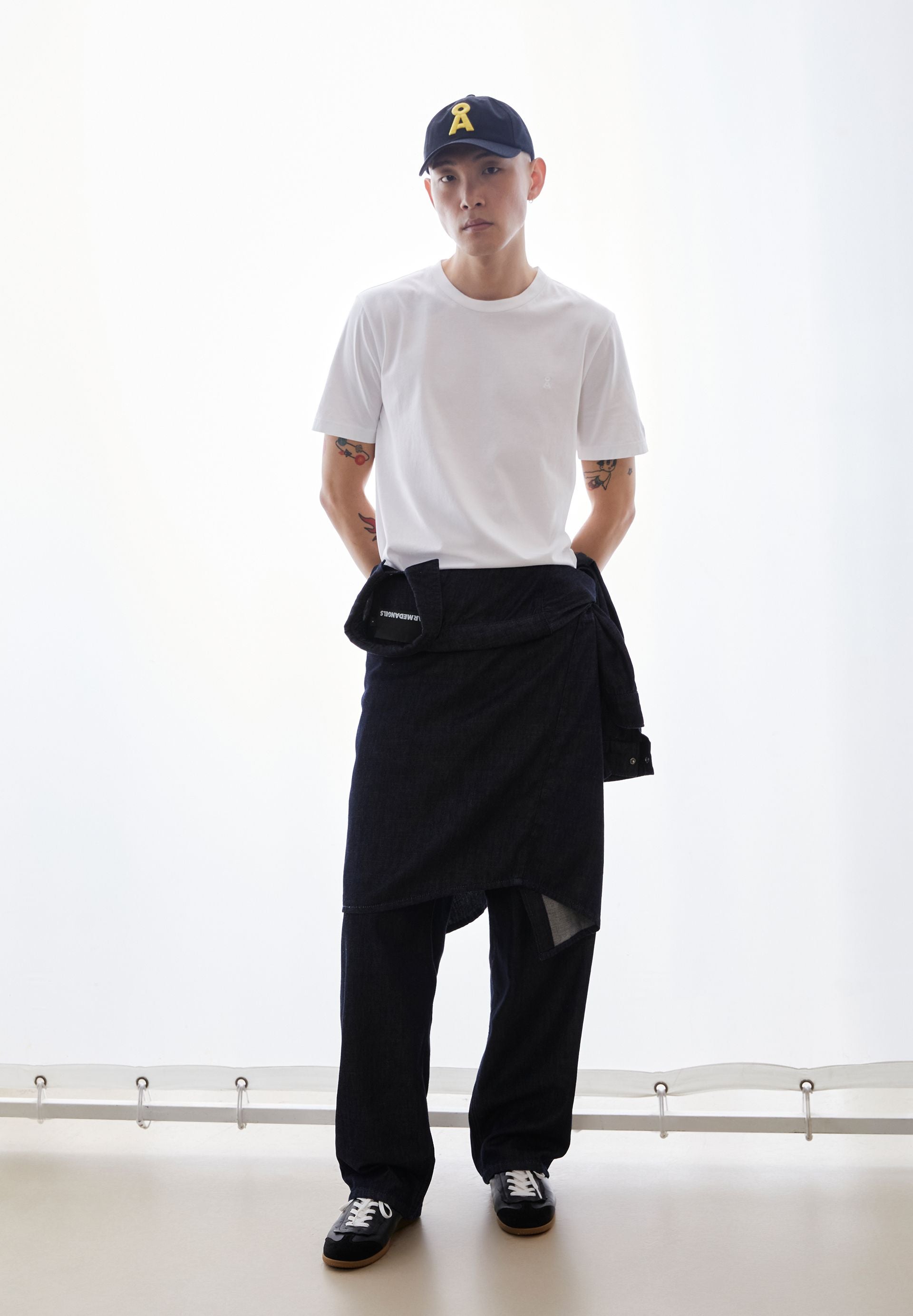 tee shirt basique en coton bio jaames  blanc armedangels homme tee shirt jaames coton bio blanc l armoire poethique 4