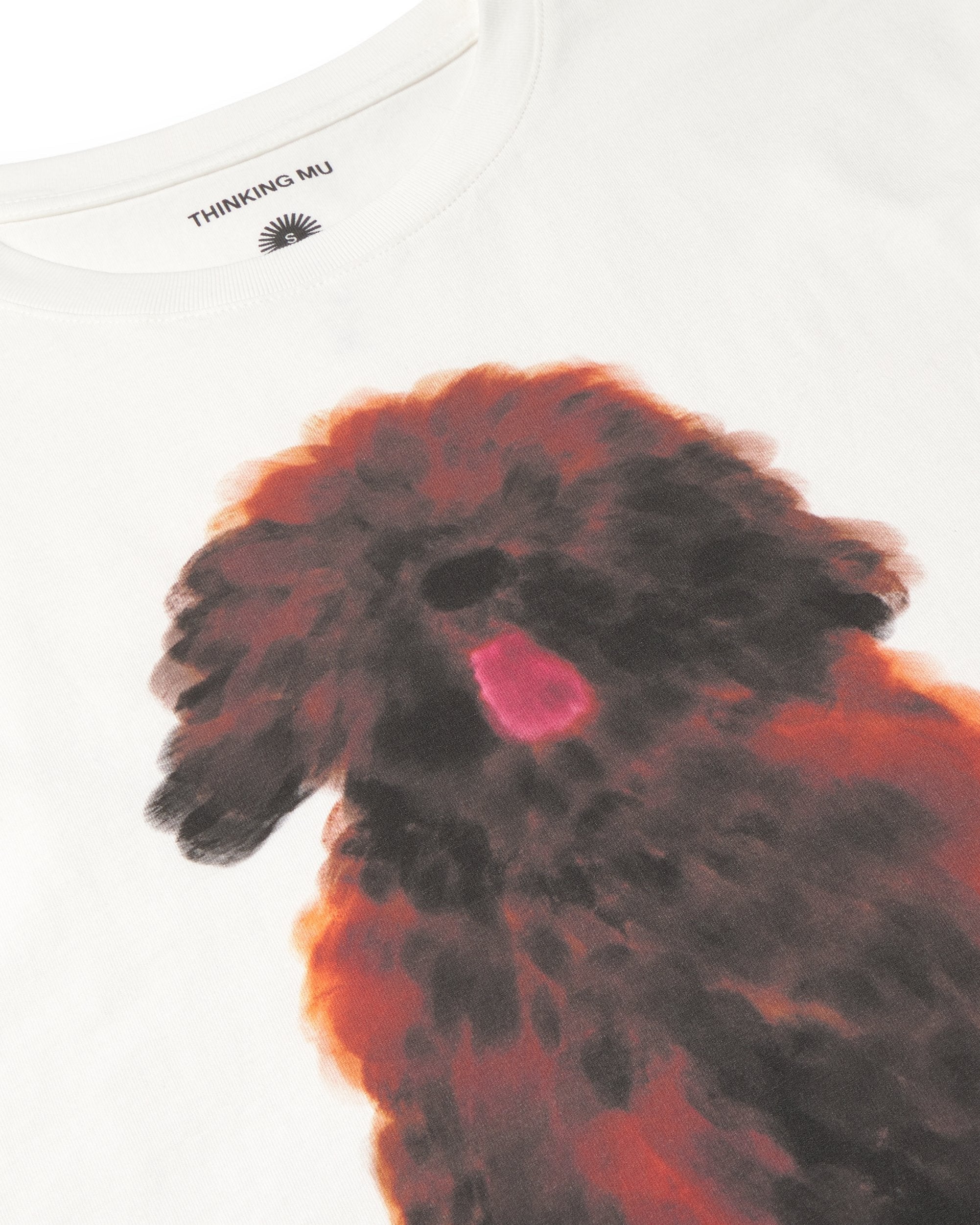 tee shirt chien en coton bio pet portrait lucia  blanc et brun thinking mu femme teeshirt lucia portrait chien coton bio blanc l armoire poethique 6