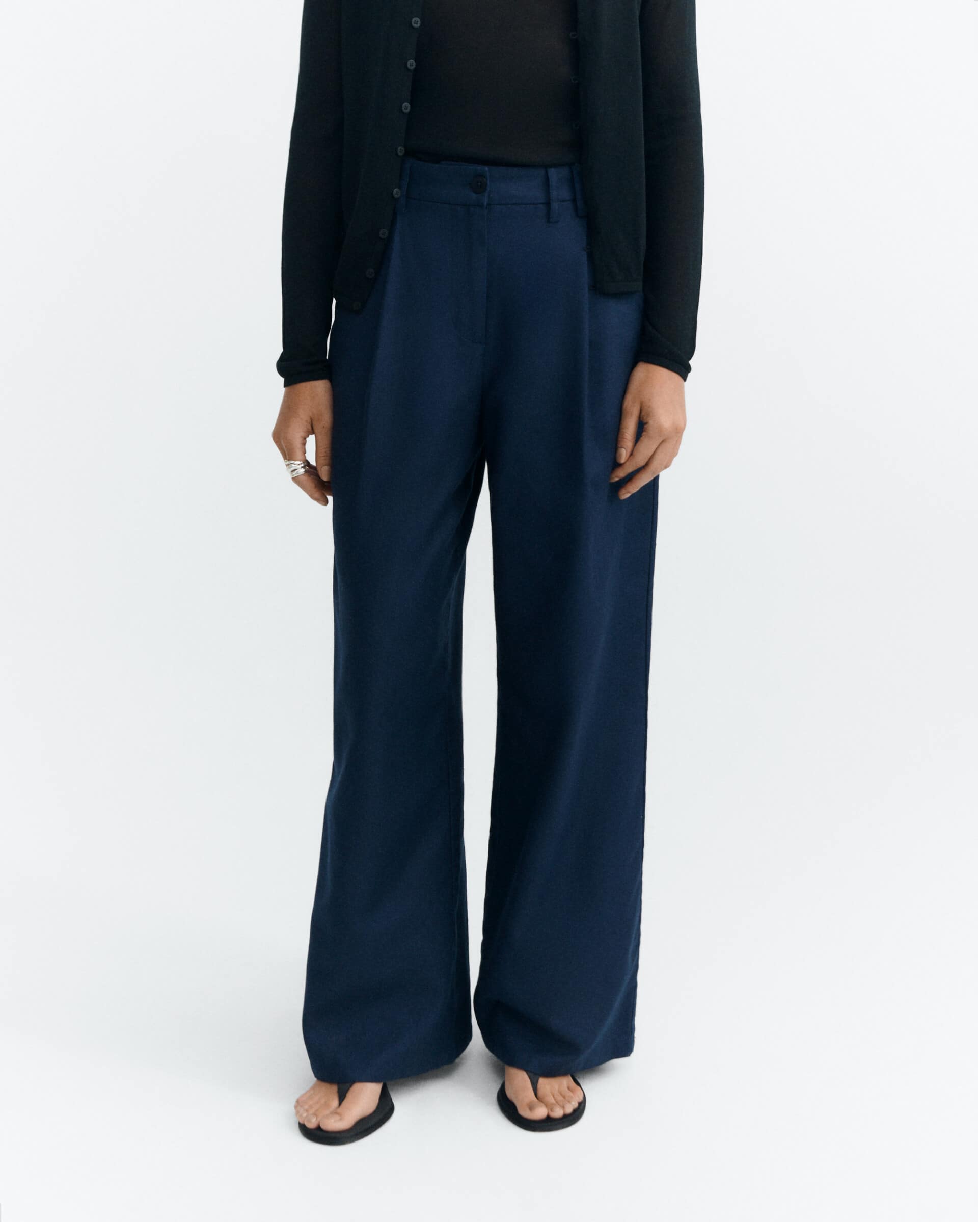 thinking mu femme pantalon molly bleu coton bio chanvre l armoire poethique  1 