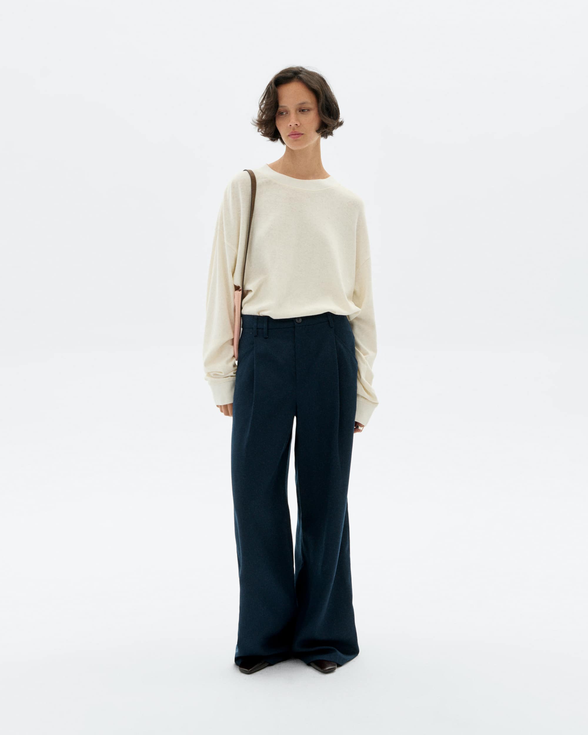 thinking mu femme pantalon molly bleu marine tencel l armoire poethique  1 