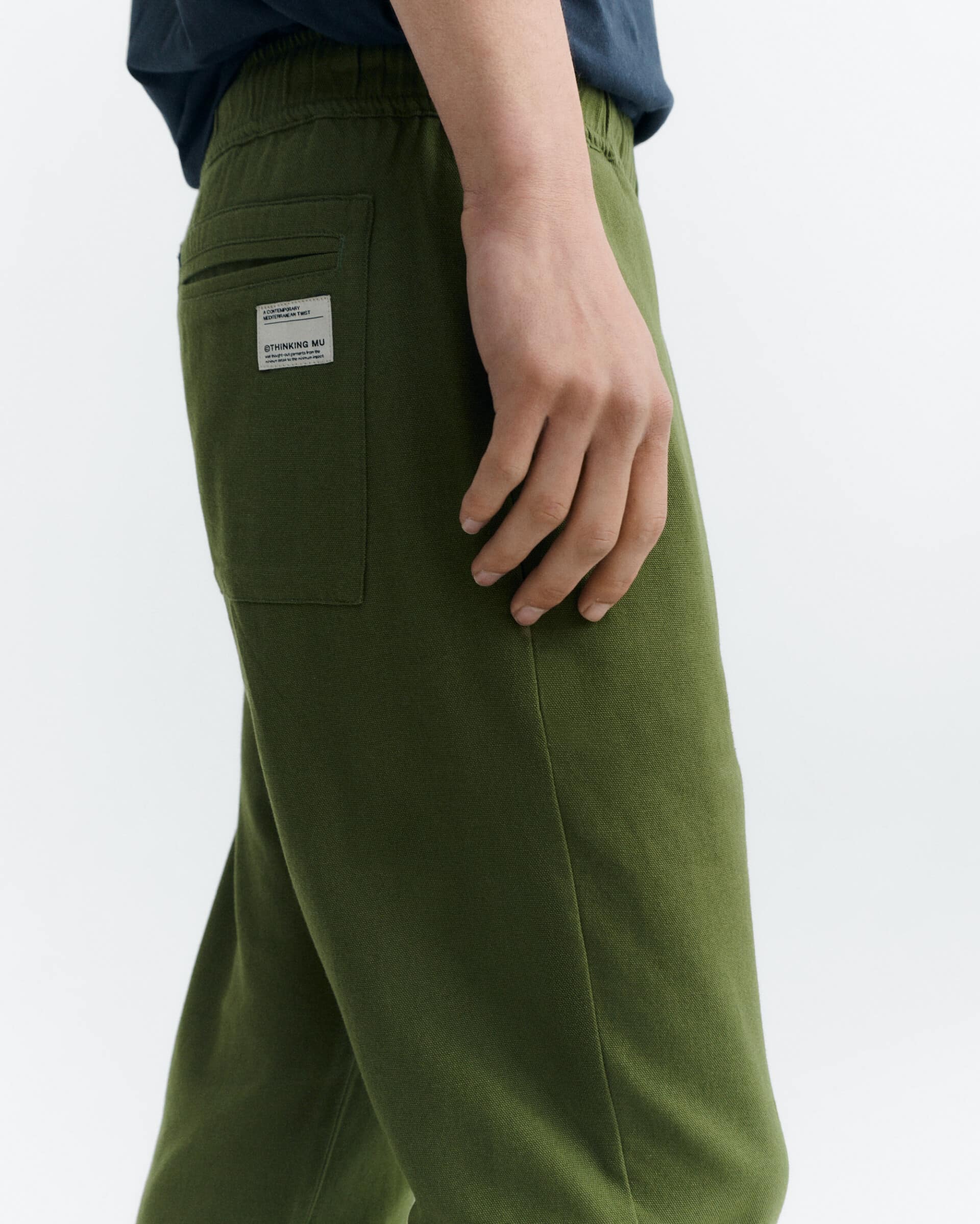 thinking mu homme pantalon kentia light travel vert olive coton bio l armoire poethique  4 