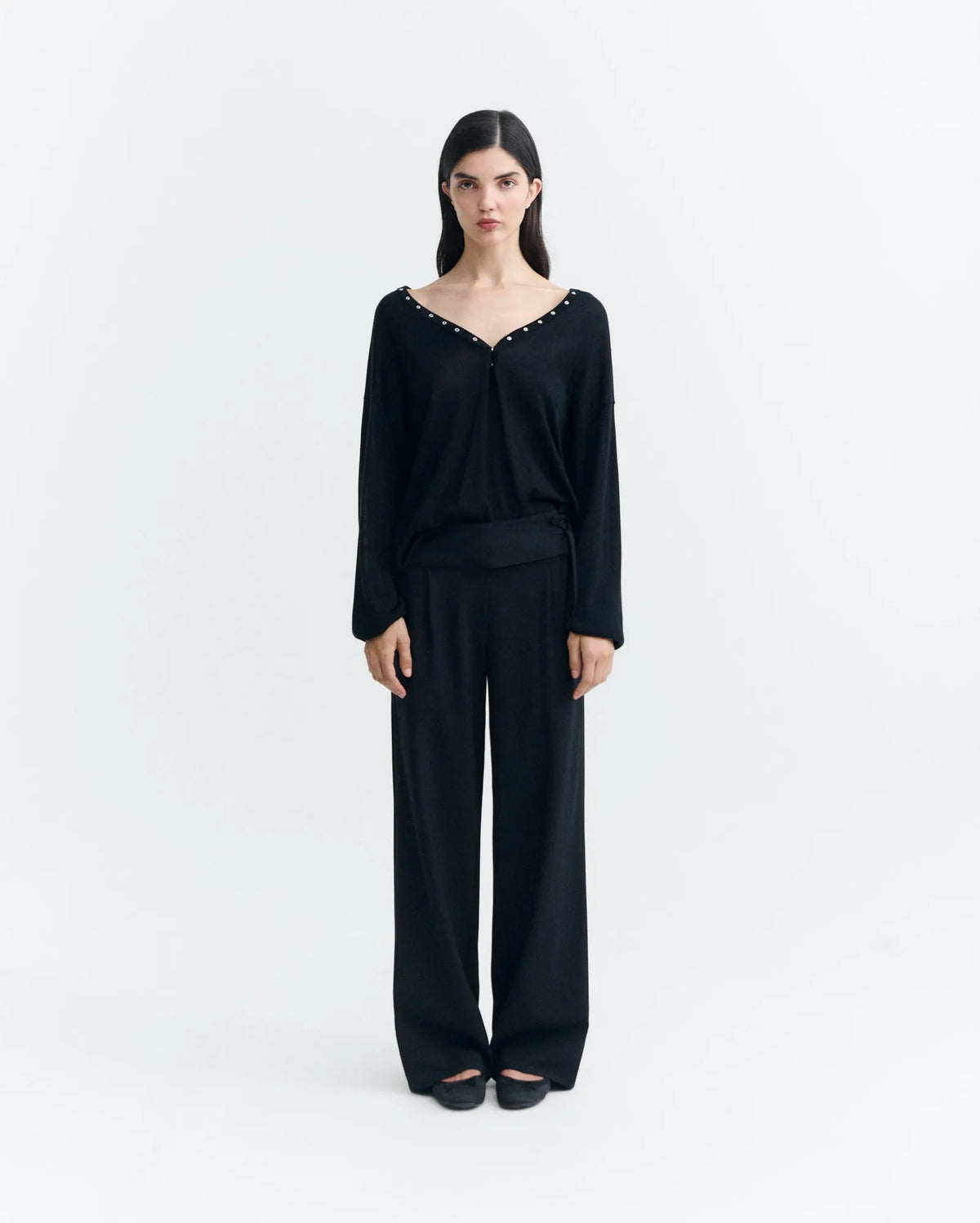 thinking mu pantalon droit en polyester recycle et laine yuri noir l armoire poethique