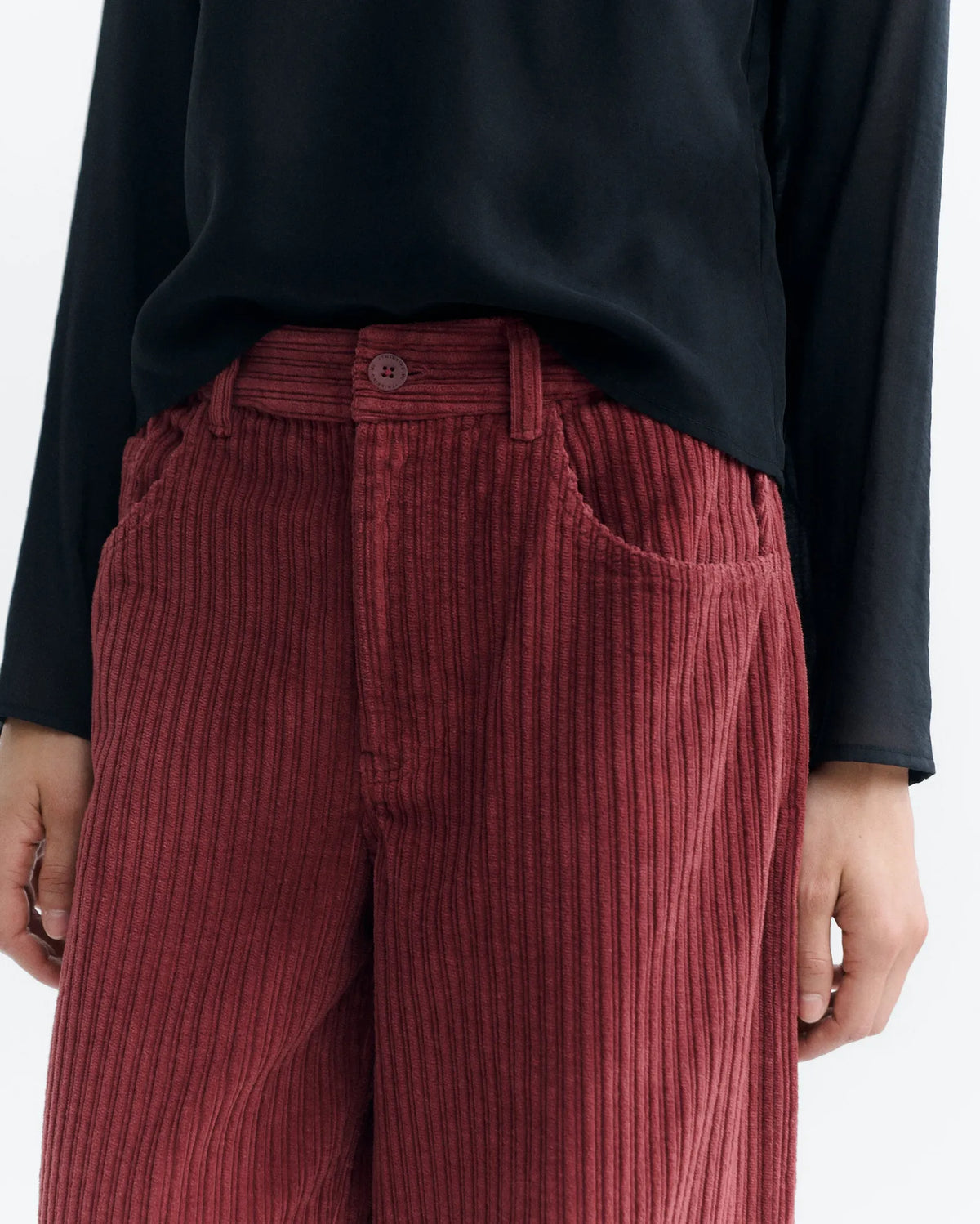 thinking mu pantalon large en velours de coton bio hedda brun acajou l armoire poethique