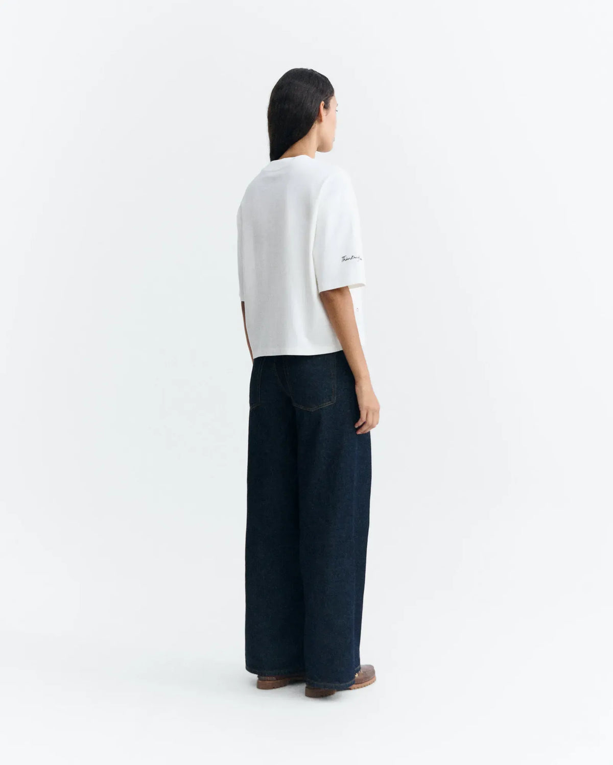 thinking mu tee shirt en coton bio tomatera lena blanc l armoire poethique