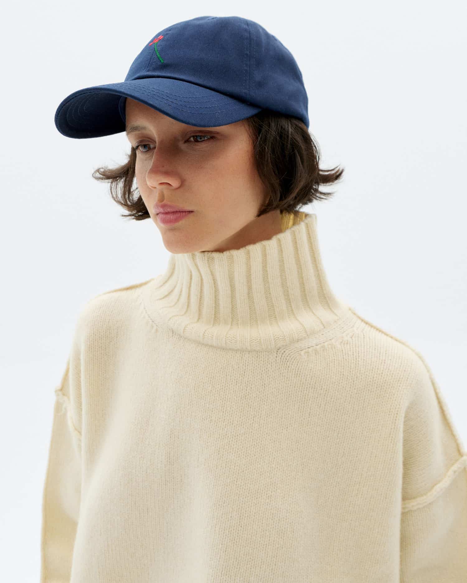 thinking mu unisexe casquette flower chris bleu marine coton bio l armoire poethique  1 