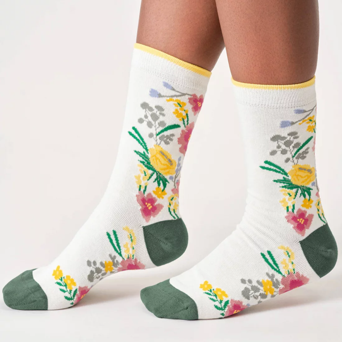 thought femme chaussette climbing floral coton bio blanc jaune rose l armoire poethique  2 
