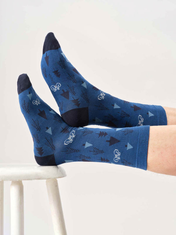 thought homme chaussette box montagne mountain biking viscose bambou bleu gris l armoire poethique  2 