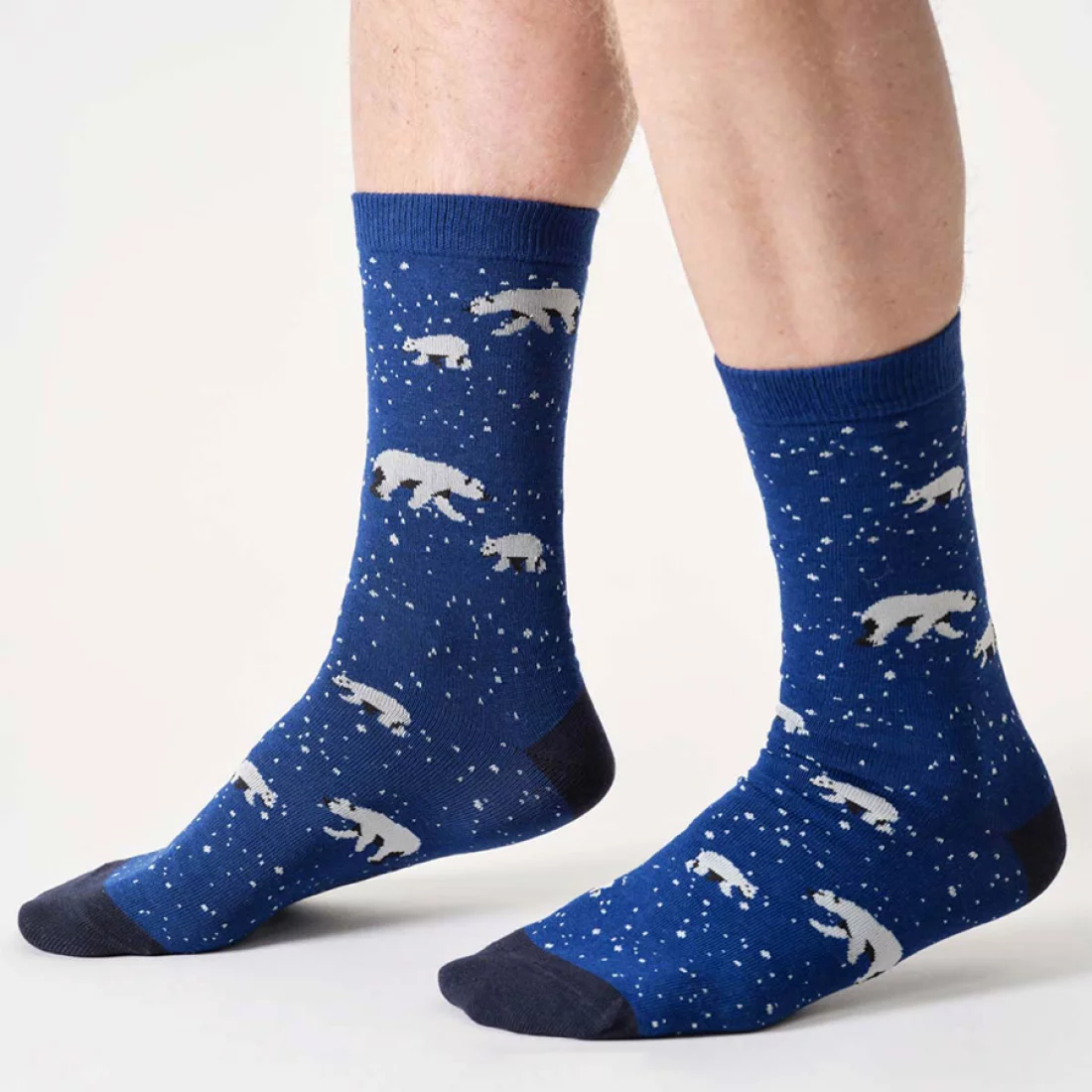 thought homme chaussette wintery polar bear viscose bambou bleu marine l armoire poethique  2 