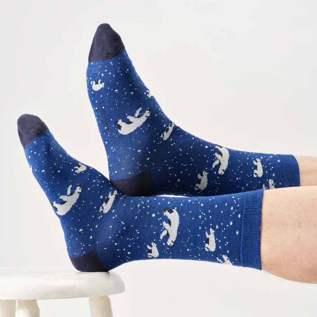 thought homme chaussette wintery polar bear viscose bambou bleu marine l armoire poethique  3 