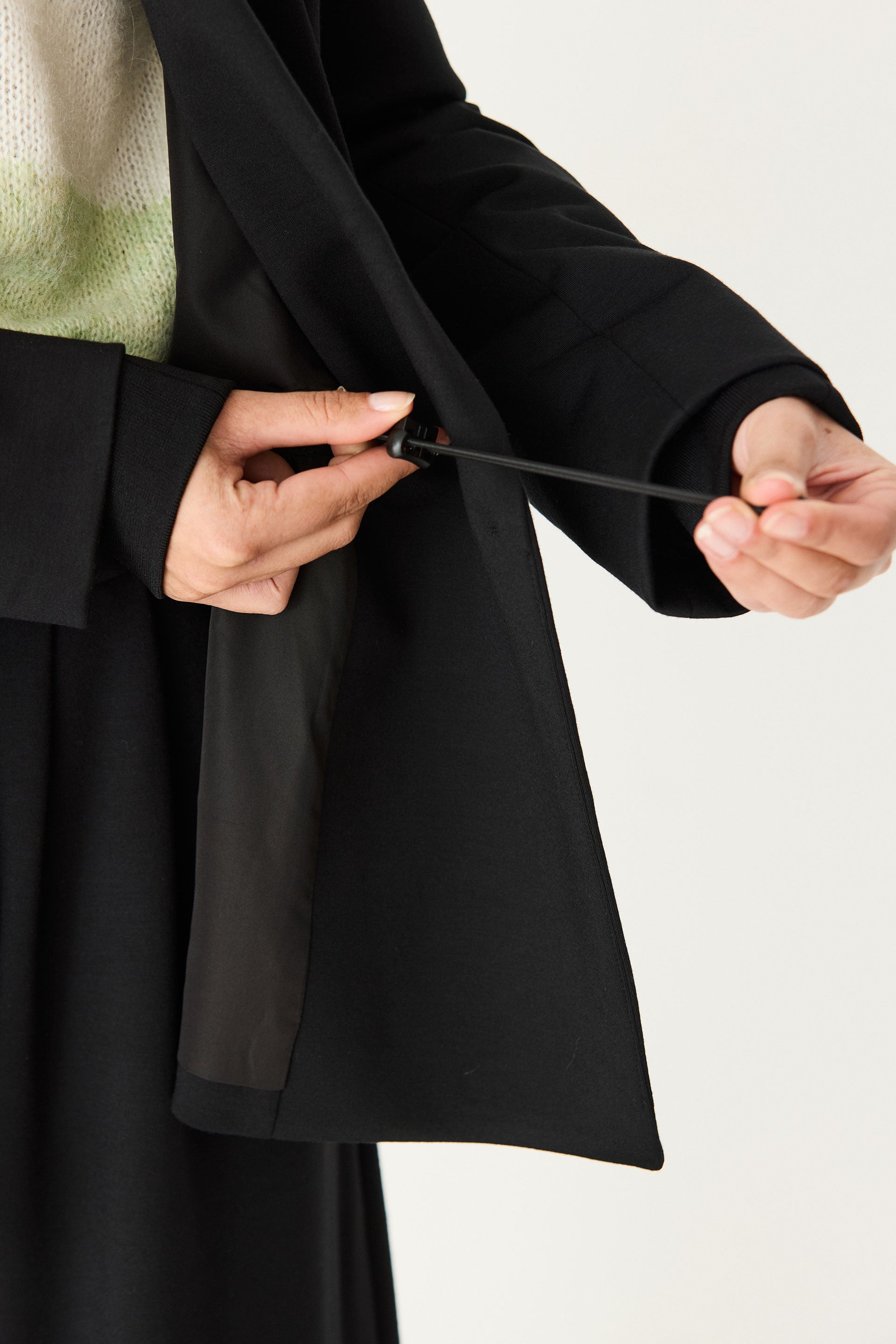 veste blazer en modal aioa  noir skfk femme veste blazer aioa modal noir l armoire poethique 5