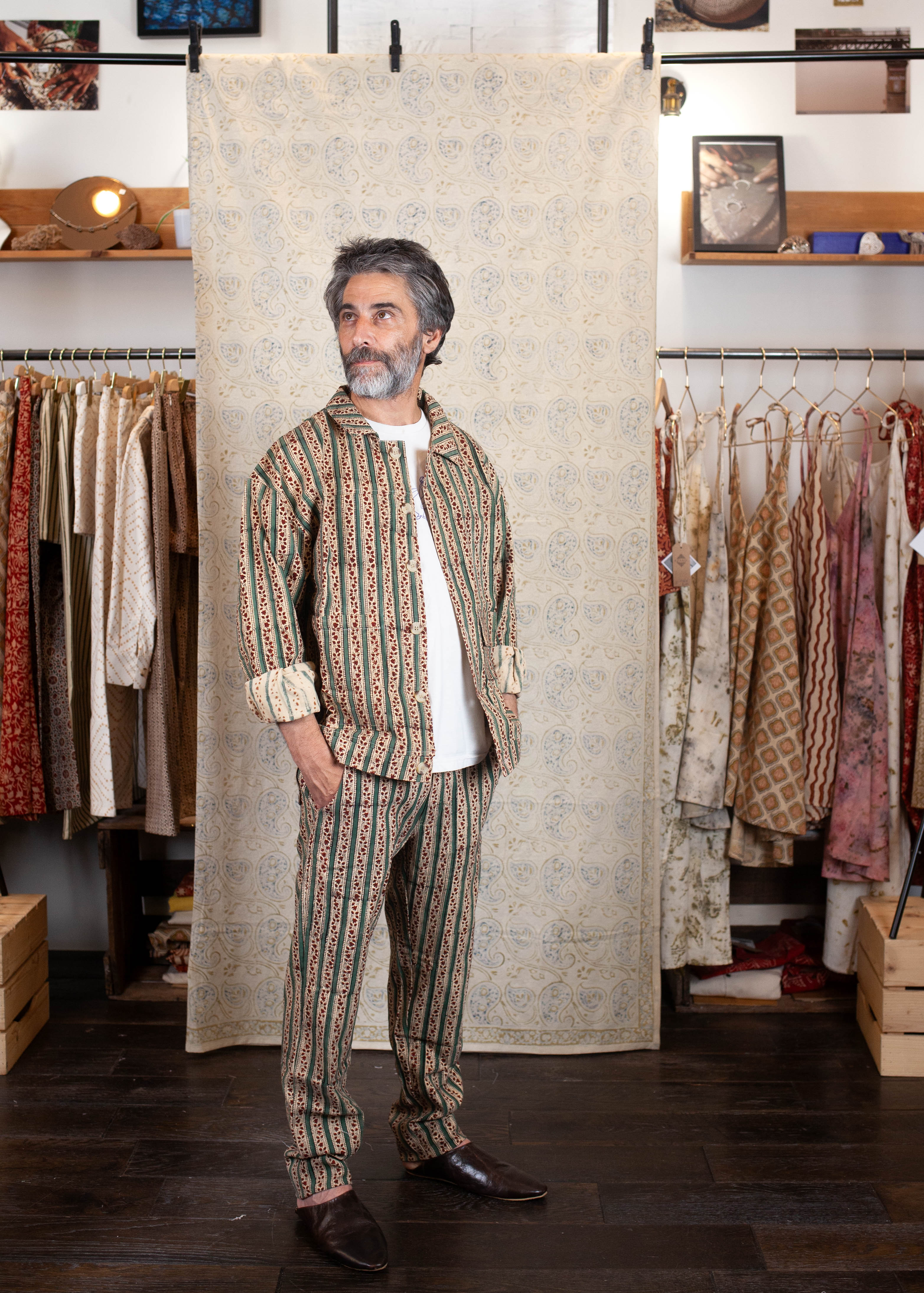 veste skanda en coton bio jasmin  vert et bordeaux azaadi homme veste skanda jasmin denim bio l armoire poethique 1
