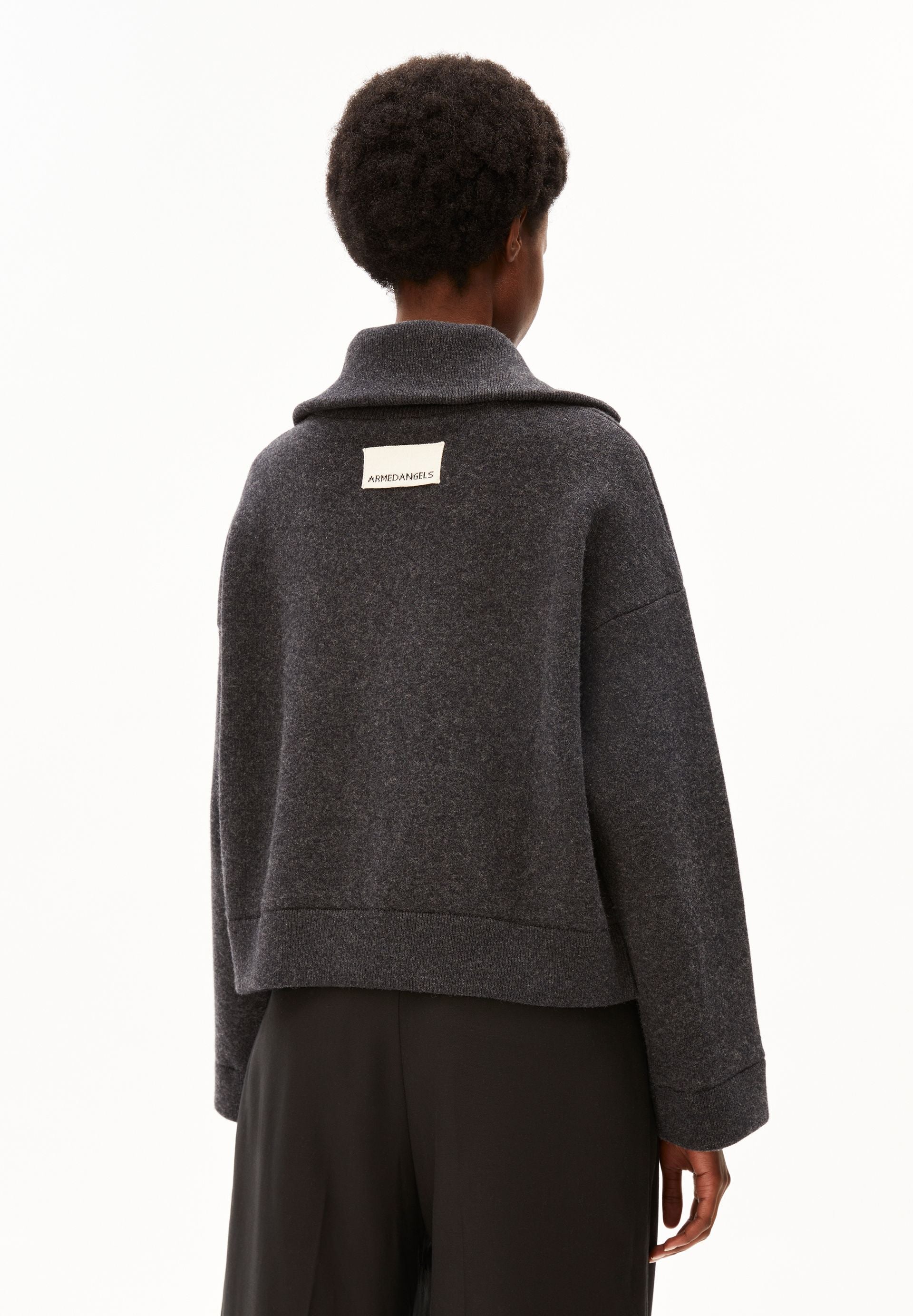 veste zippe en coton bio et laine bio  gris anthracite armedangels femme veste laine gris anthracite l armoire poethique 2